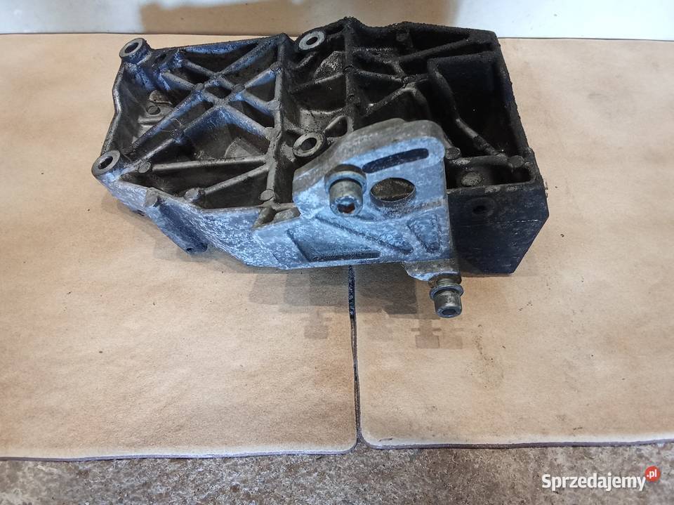 VW Passat B5 fl TDI łapa sprężarka klimatyzacji Wrocław