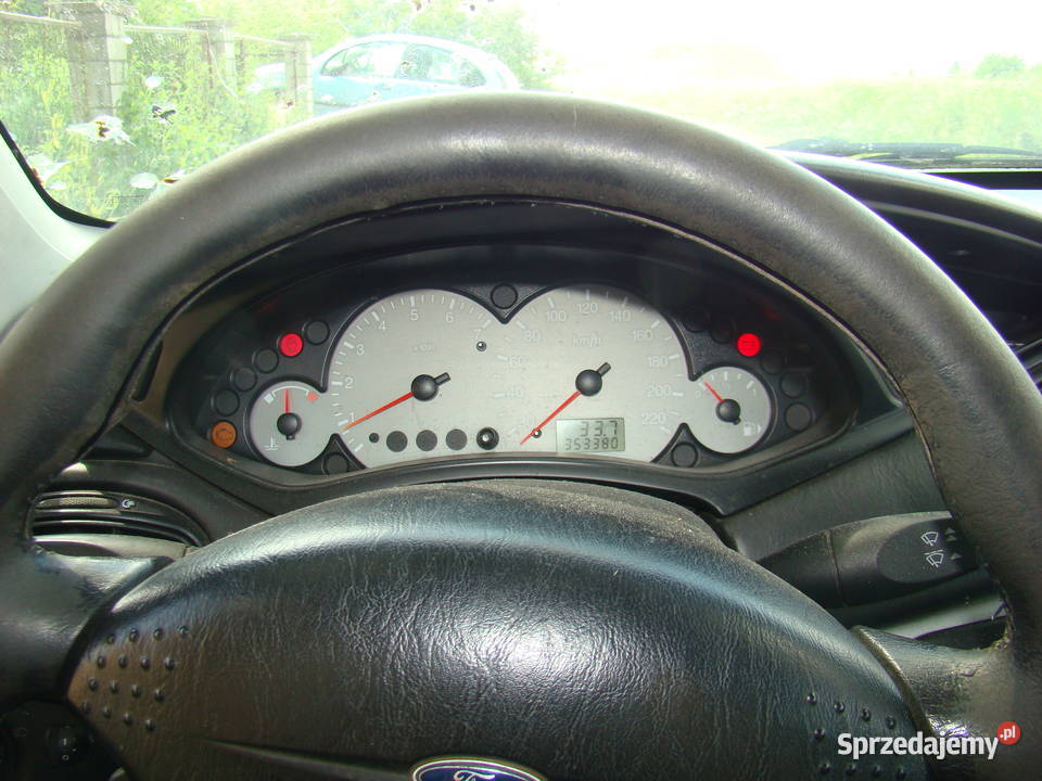 Ford Focus 2001r 16 BG Focus Niemce