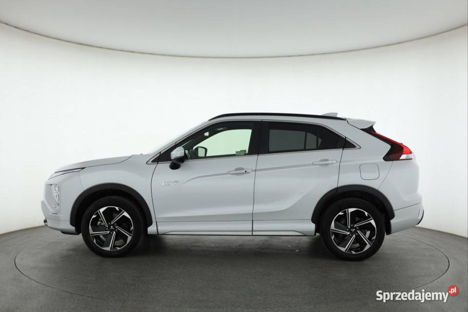 Mitsubishi Eclipse Cross PluginHybrid Rok produkcji 2022