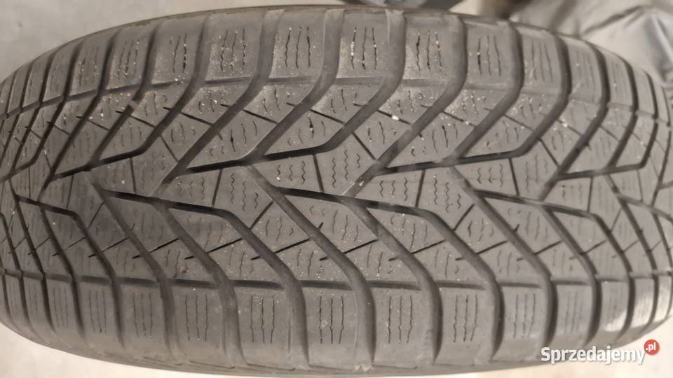 Opony 16 felgi czujniki kołpaki Rumia