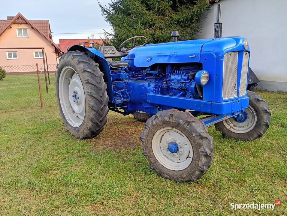 Ciągnik fordson ursus