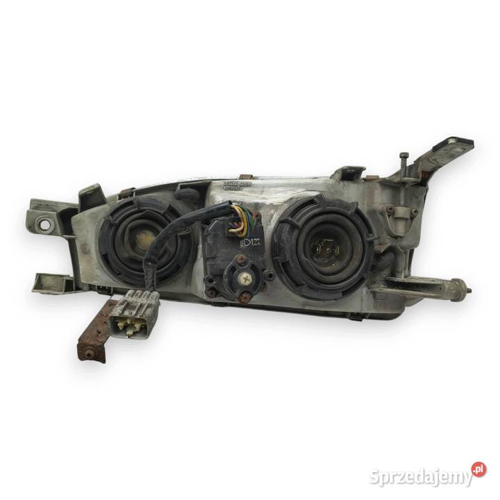 LAMPA PRAWA Toyota Camry III prawy przód Lampy przednie lubelskie Chełm