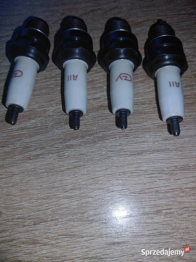 Świece zapłonowe a11 Ził Ural Uaz inne Motoryzacja Radziejów