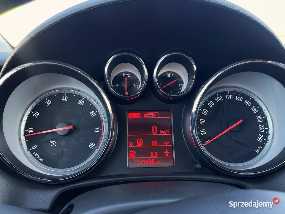 OPEL ASTRA J 14 TURBO 140 2015 141490 KOMBI Rzeszów