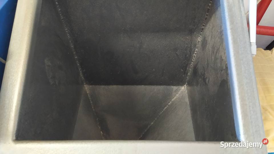Piec COz podajnikiem ślimakowym na wszystko stal Piece i kominki Jarosławiec