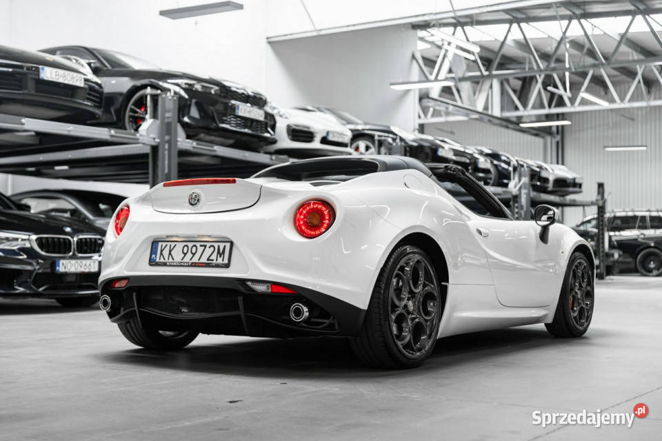 Alfa Romeo 4C SPIDER Krajowa 1 właściciel łopatki zmiany biegów