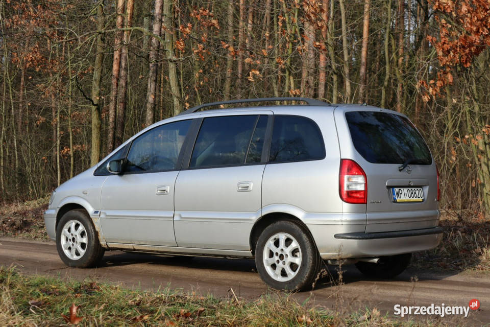 Opel Zafira 2004r 18 Benzyna 7 Osób Zadbana