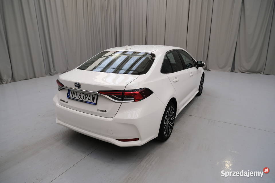 TOYOTA COROLLA 2023 179800 ccm 98 160750km Warszawa