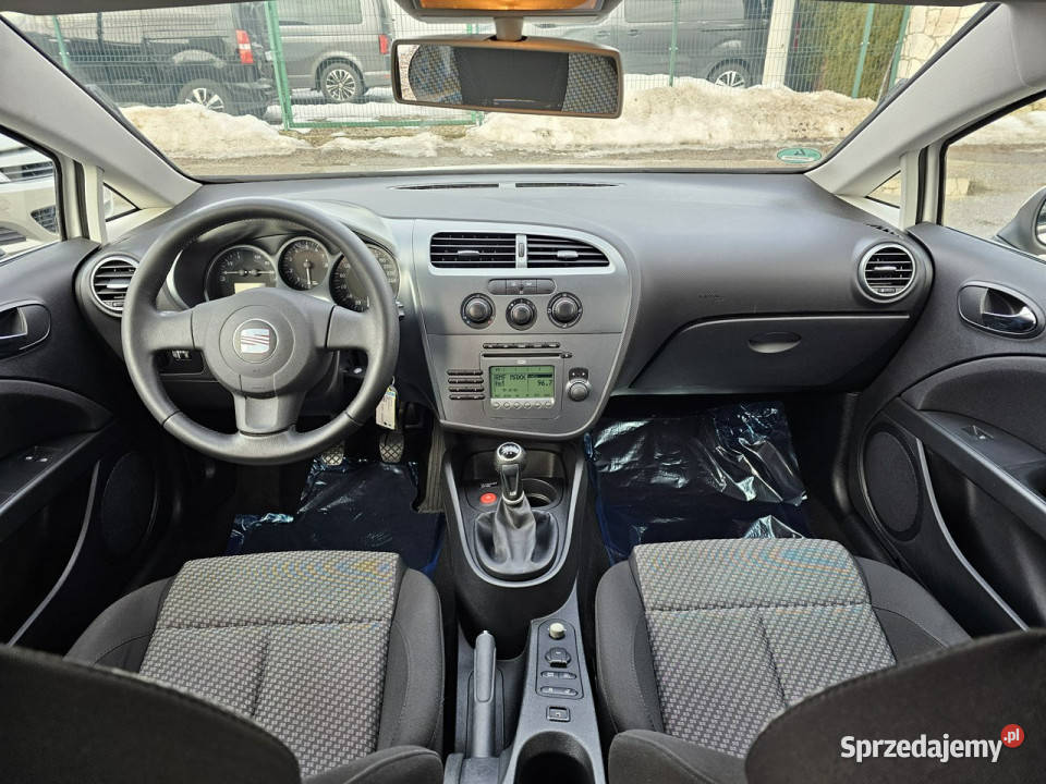 Seat Leon RatyZamianaGwarancja benzyna 16 MPI autoalarm małopolskie Gdów