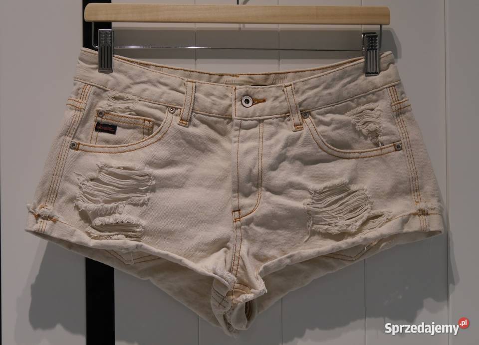 PullBear świetne spodenki dziury 34 XS Moda i Styl dolnośląskie Wrocław sprzedam