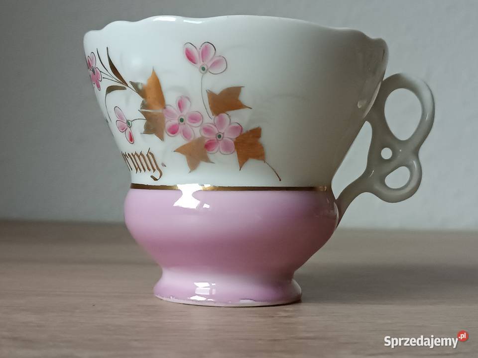Różowa porcelanowa filiżanka na pamiątkę małopolskie Gorlice