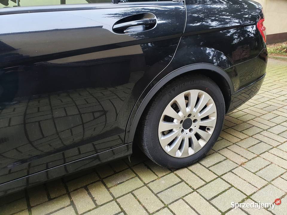 MERCEDES W204 nakładki x 4 listwa nadkola przód Lublin sprzedam