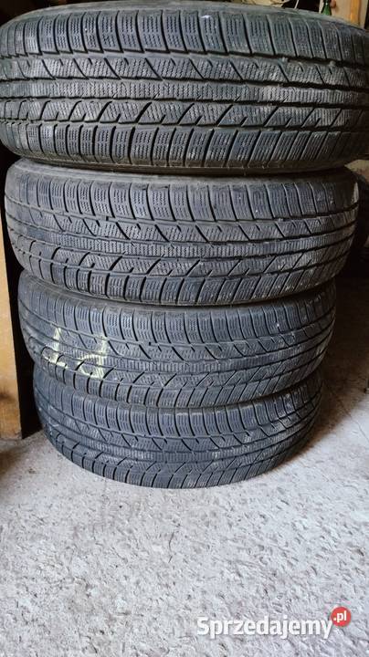 Komplet opon zimowych 175x65 r15 Nowiny