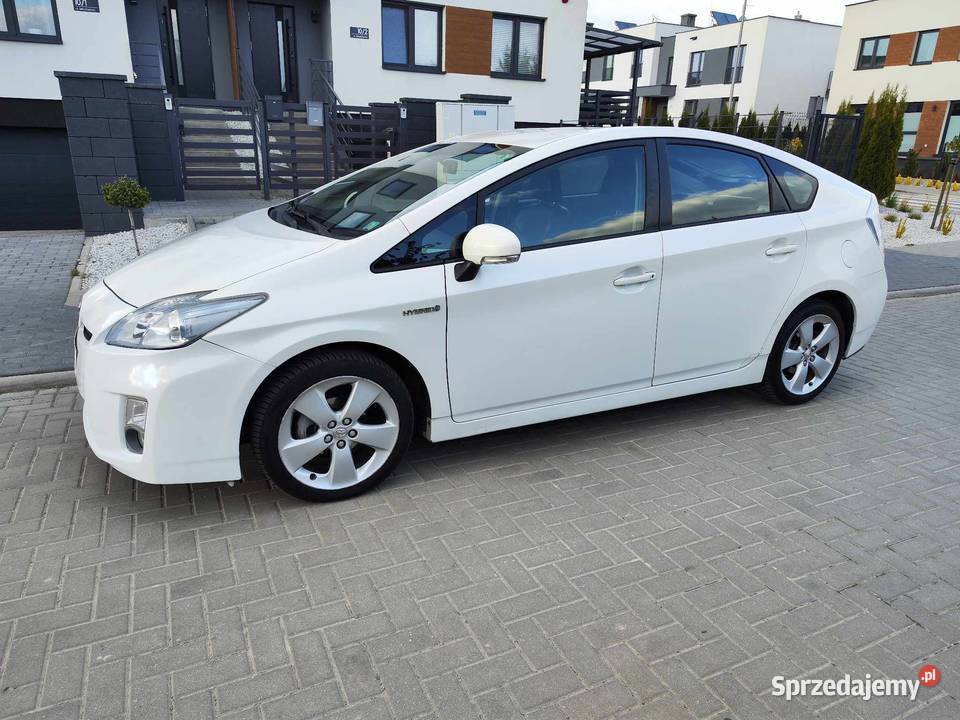 Toyota Prius 18 benzyna Hybryda Serwisowany Lublin