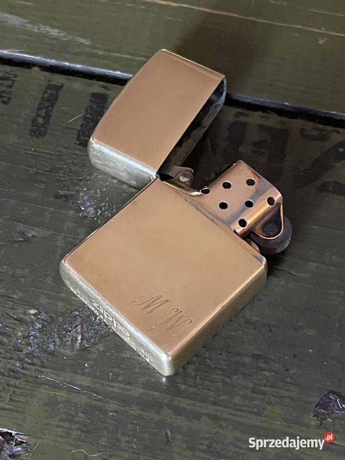 Kolekcjonerska zapalniczka Zippo złota Kraków