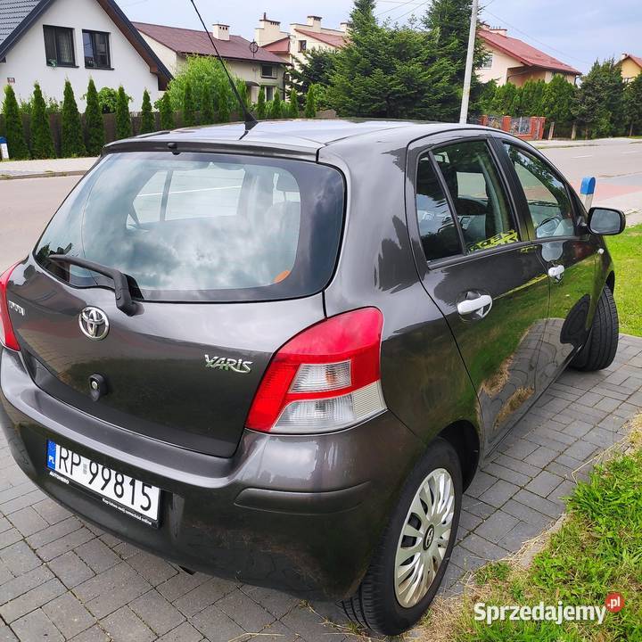 Toyota YARIS 2 133 vvti 101 koni MP3 Przemyśl