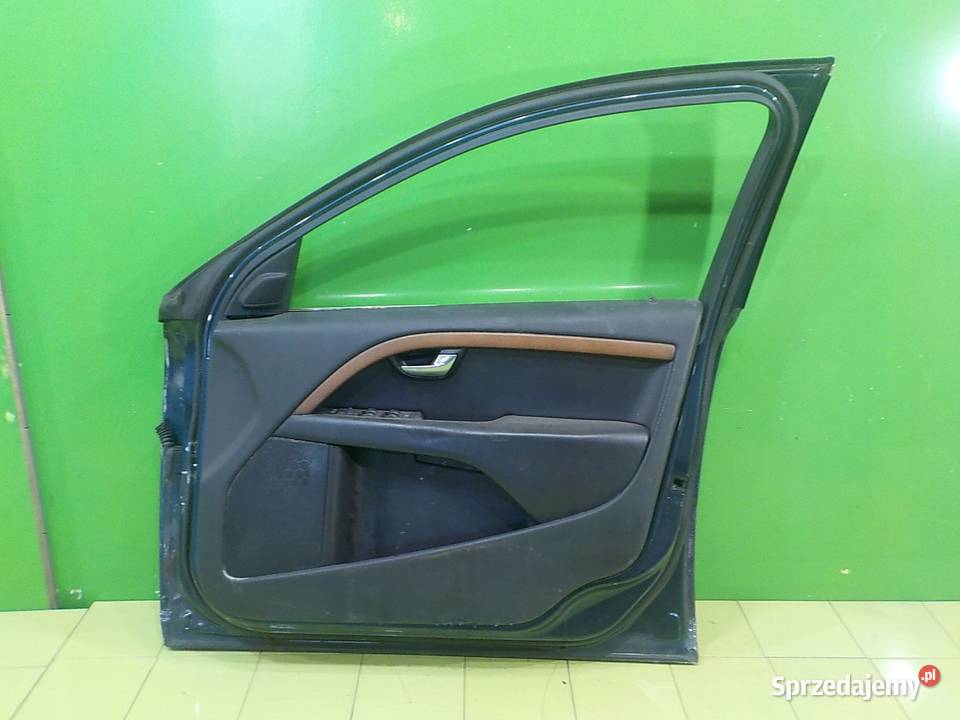 VOLVO V70 III 24 D5 AUT 08r KOMBI 5D drzwi prawe Suków