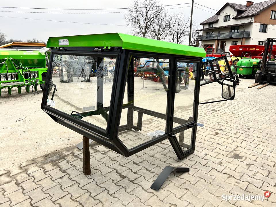 Kabina ciągnikowa Ursus MF255 C330 C360 C330 Błonie