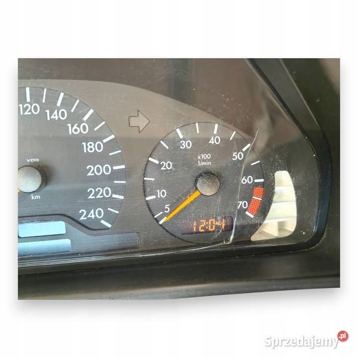LICZNIK ZEGARY 2085402511 Mercedes CLK W208 23 K lubelskie