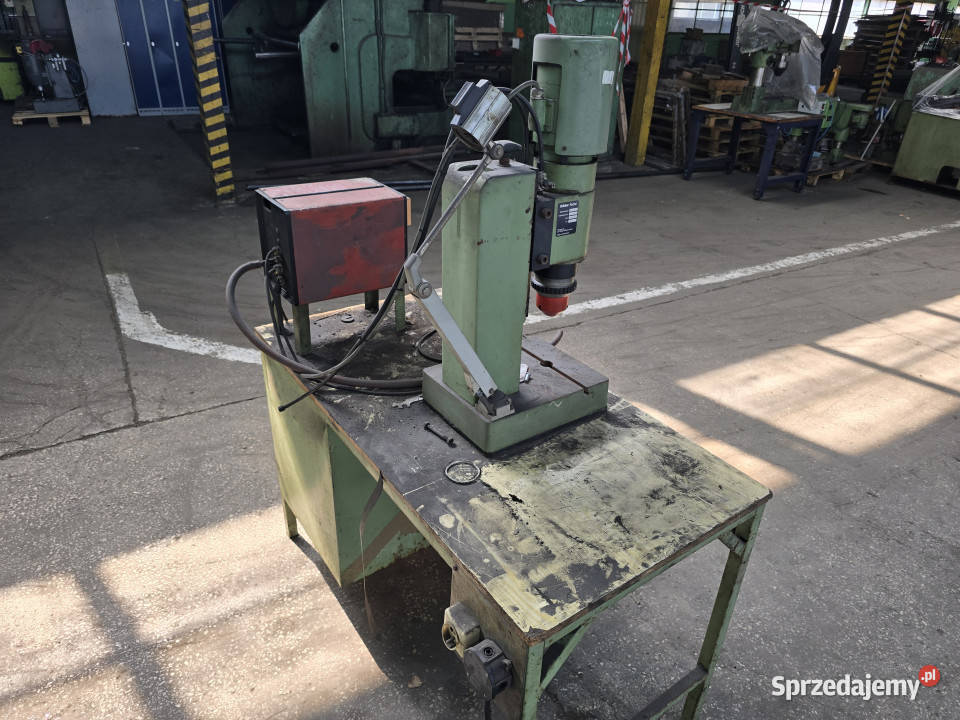 Nitownica radialna BRCKER RN 180 nity 810 mm 13 Rok produkcji 1999 Trkusów