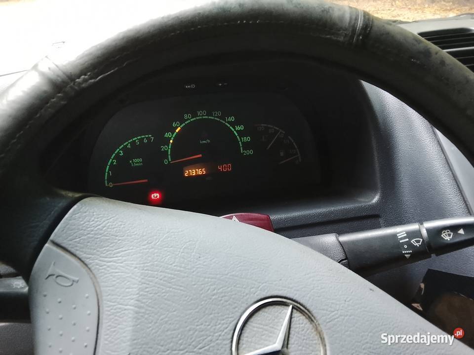 Mercedes Vito 108 Rok produkcji 2001 Złotów