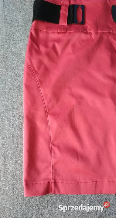 spódnica ołówkowa malinowa Boguchwała