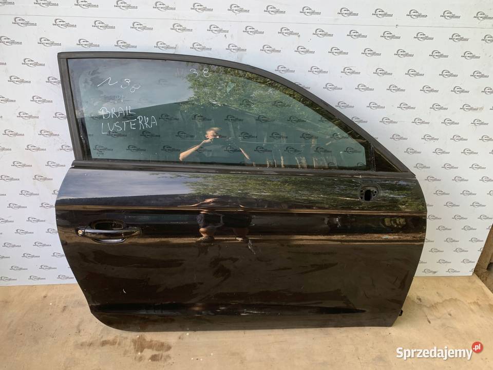 AUDI A1 8X drzwi prawe przód Kielce
