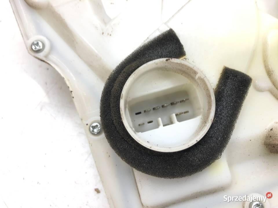 ZAMEK PRZÓD PRAWY SUZUKI SWIFT III Hatchback osobowe