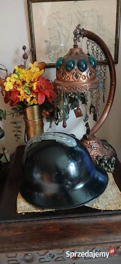 Stary kask strażacki