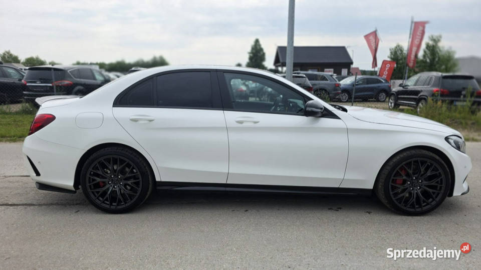 Mercedes C 160 salon polska ledy xsenon navi serwisowany w ASO