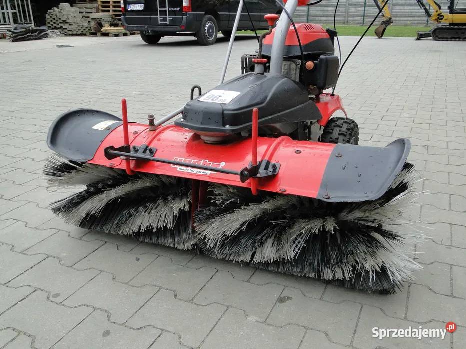 Szczotka Zamiatarka spalinowa HECHT HAKO 8101 Łętownia