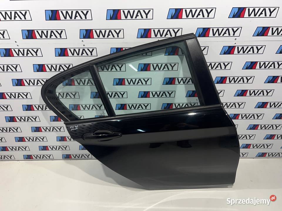 BMW F20 DRZWI PRAWY TYŁ TYLNE PRAWE 668 SCHWARZ
