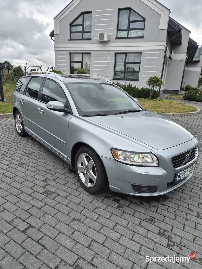 Volvo v50 20 d summum 2008 niski przebieg diesel Serokomla