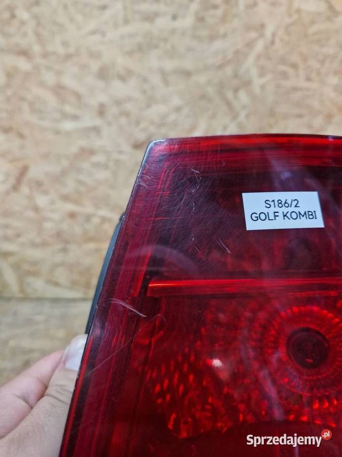 Vw golf V kombi lampa prawy tył tył prawy