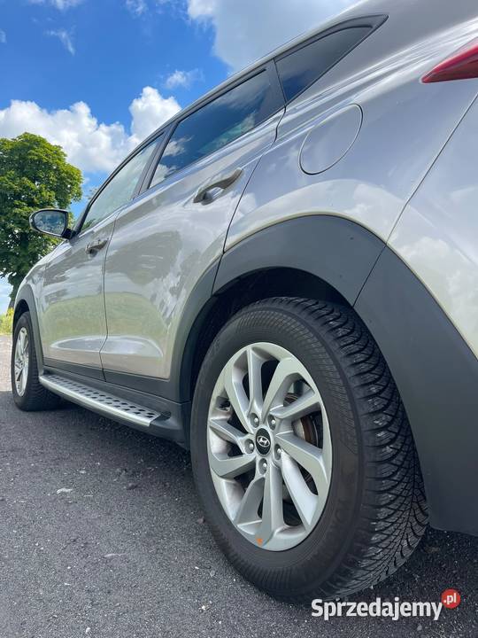 Hyundai Tucson III garażowany łódzkie Łódź