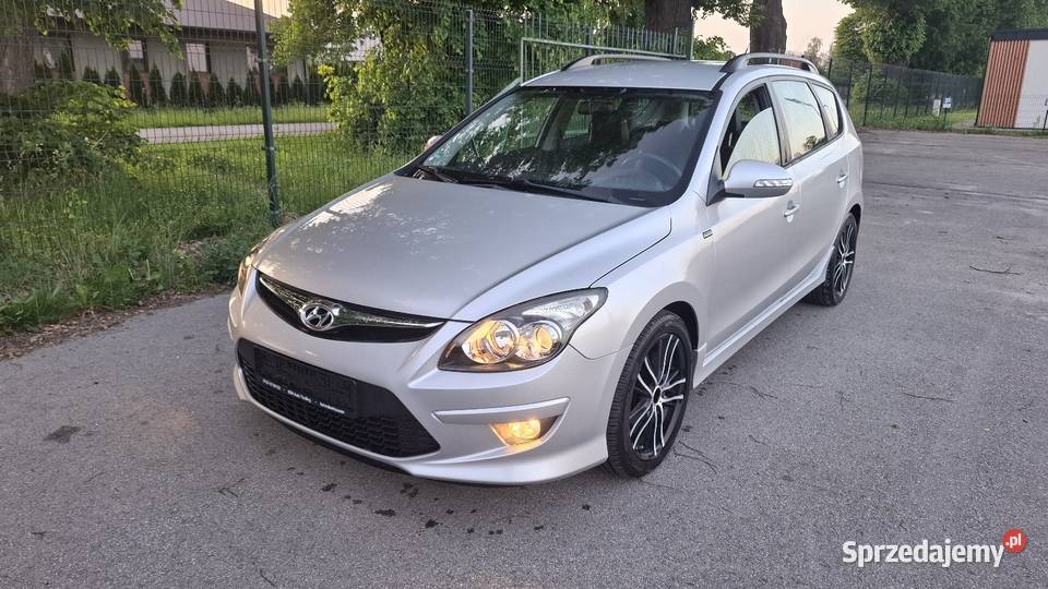 Hyundai i30 cw 16crdi stan z Niemiec i30