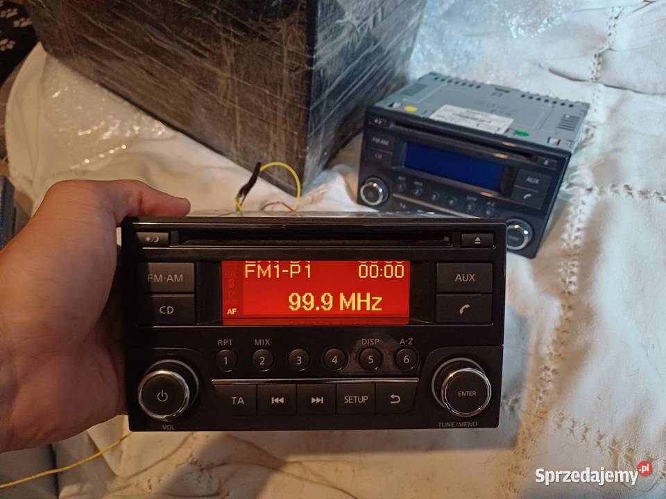 Wymiana wyświetlacza naprawa radia nissan juke Chrzanów