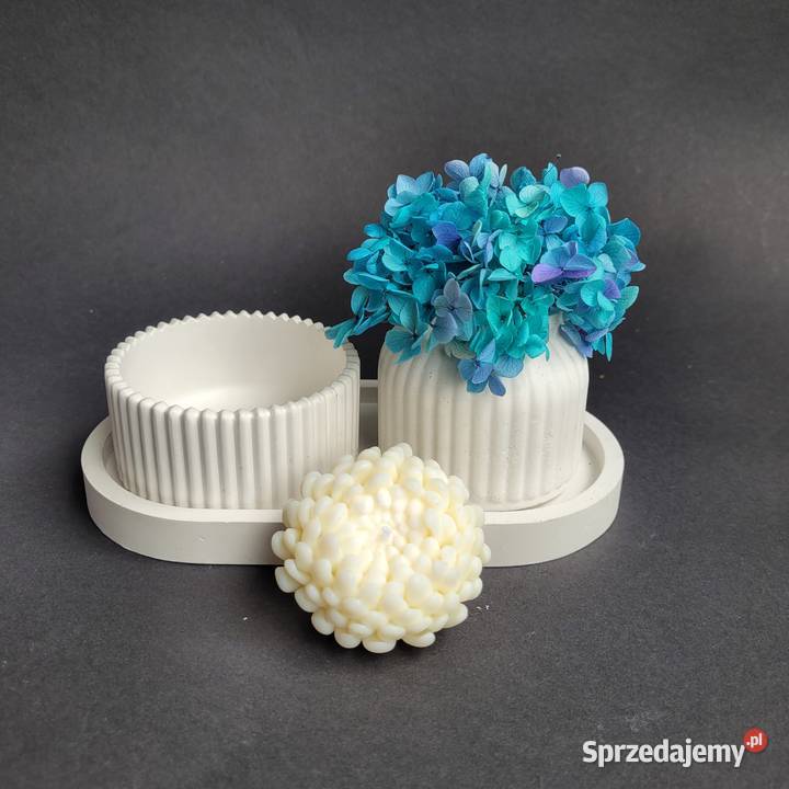 Zestawy dekoracyjne z kwiatami świeca zapachowa Poznań