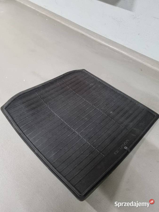 Mata bagażnika skoda octavia III OEM Warszawa