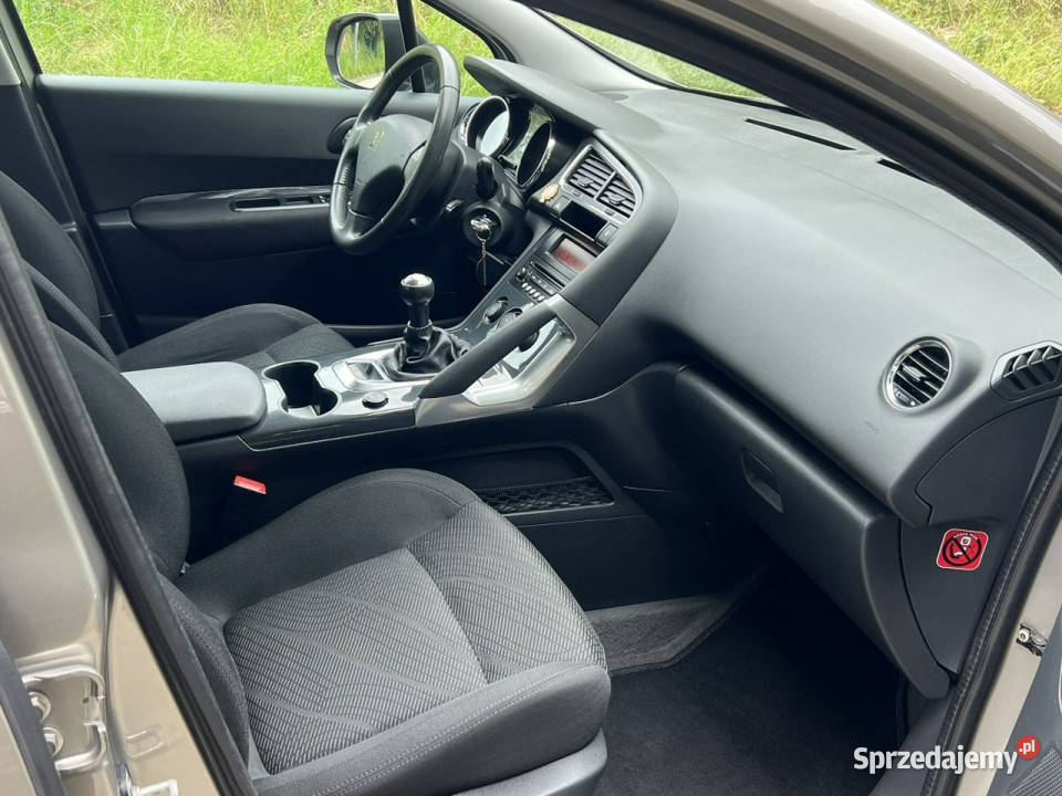 Peugeot 3008 Peugeot 3008 Benzyna Klima Tempomat autoalarm Gostyń sprzedam