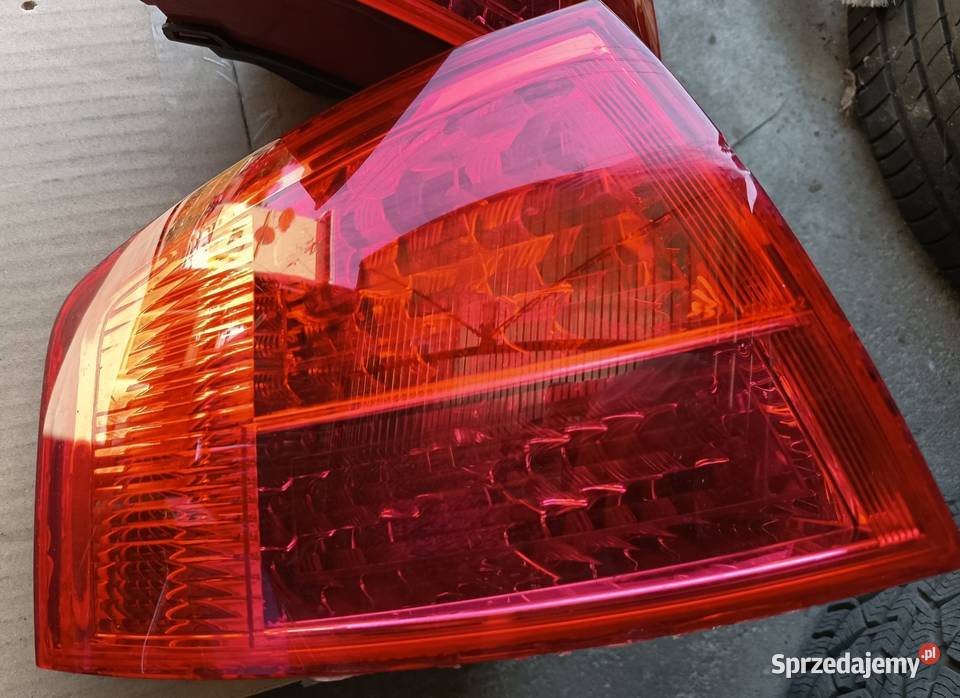 Lampy tył narożne Audi A8 S8 D3 4E0 lewa prawa Lubaczów sprzedam