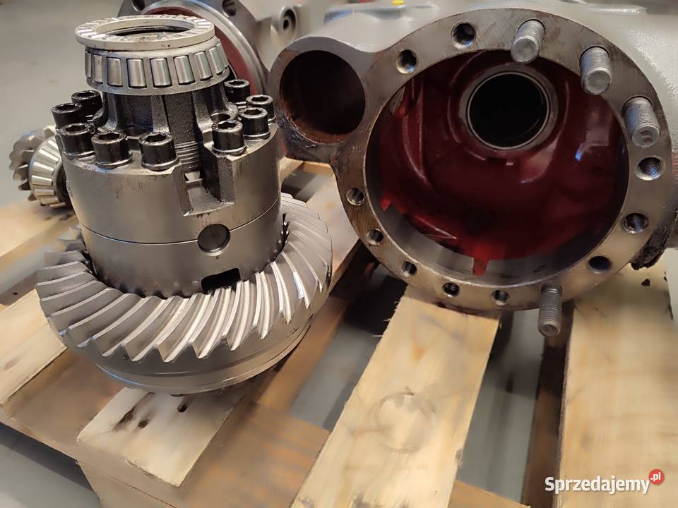 Dyferencjał ZF F718301020100 F716300020150 Fendt wielkopolskie Wilkowo sprzedam