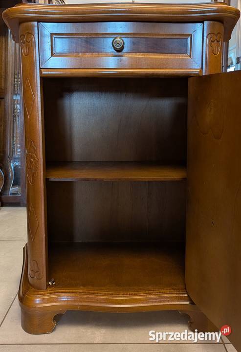 Piękna włoska komodaszafka orzechsklep Dąbrowa
