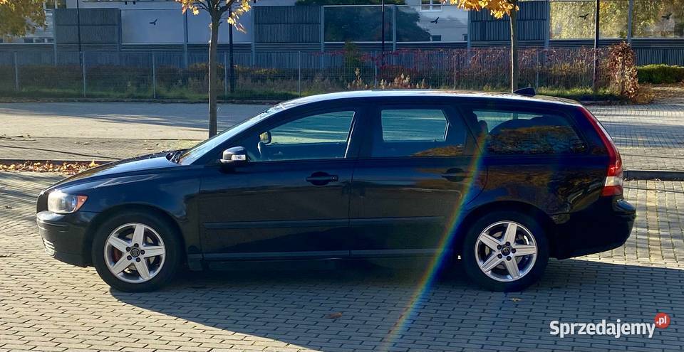 Volvo V50 16D 2006r Dwustrefowa Klima Grzane Rok produkcji 2006 V50 Częstochowa