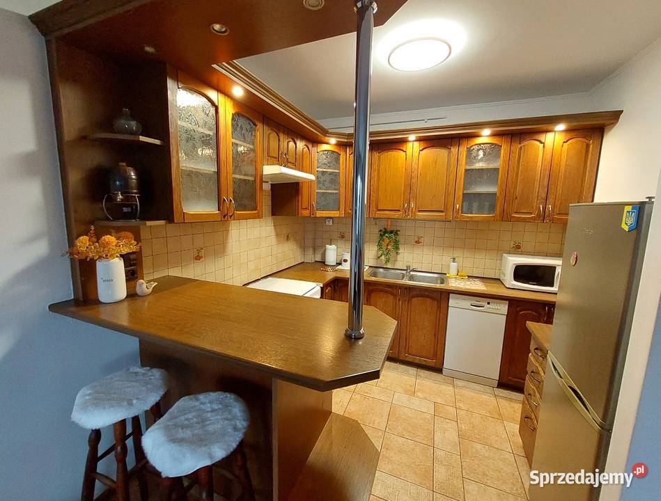 BEZPOŚREDNIO 554m2 Kosynierów cegła 2 miejsca Marki