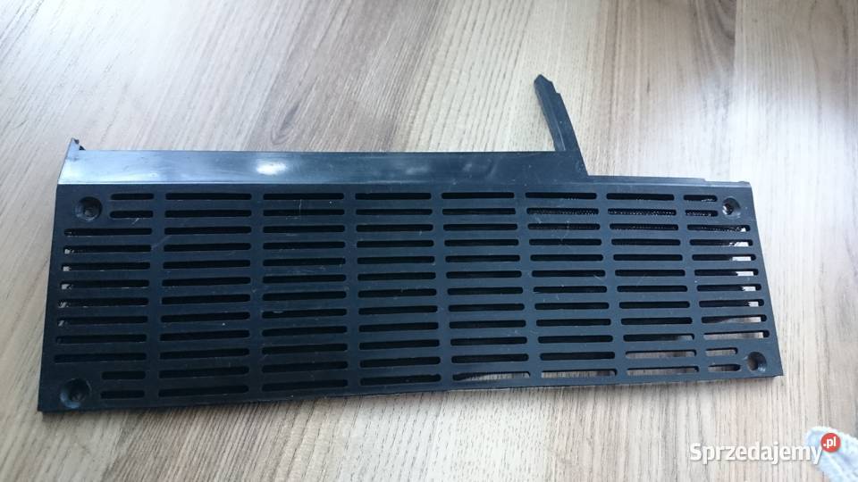 Zestaw kratek zaślepki na radio do Fiata 125p Ryki