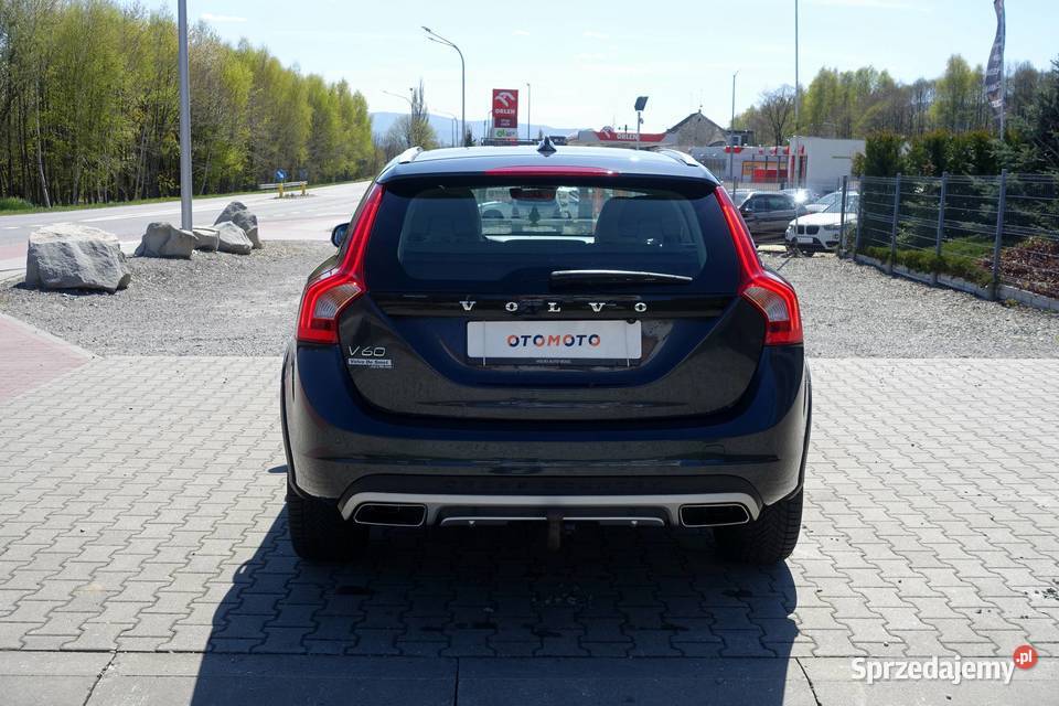 VOLVO V60 CROSS COUNTRY SKÓRA AUTOMAT FULL Rok produkcji 2017 śląskie Buczkowice