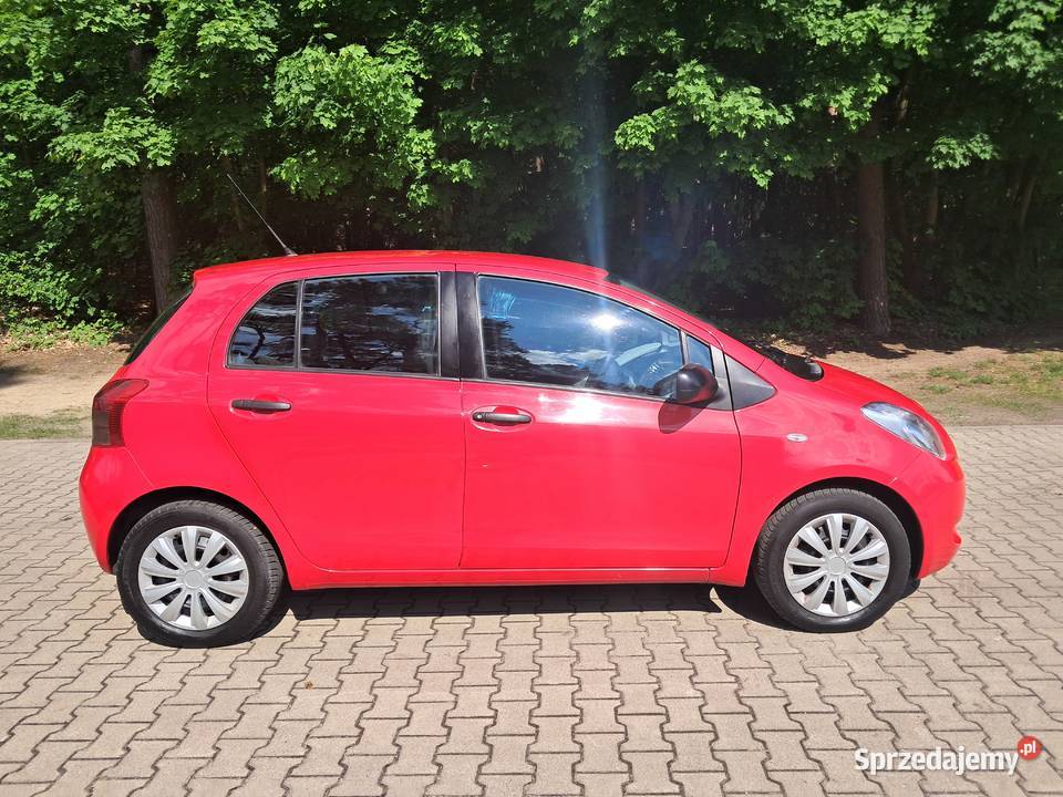 Ładna toyota yaris Żerków sprzedam