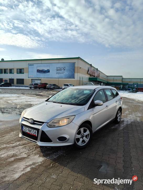 Ford Focus mk3 2012 16 TDCI srebrny Warszawa