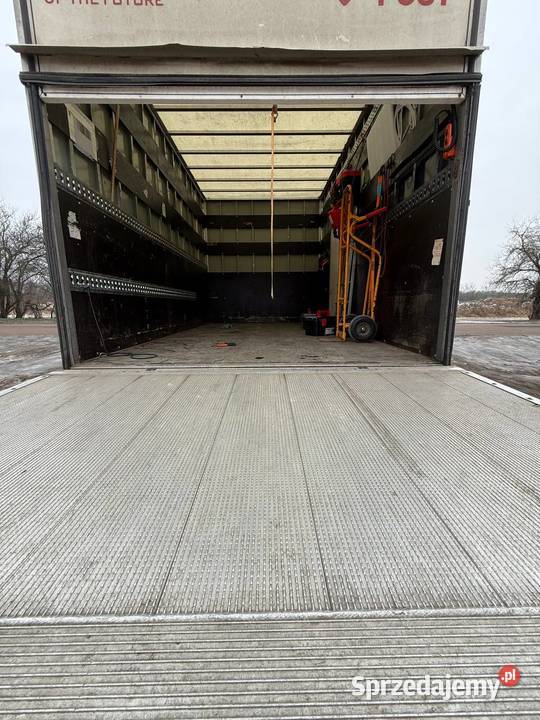 Sprzedam Renault Master 2018 z windą załadowczą Szczecin